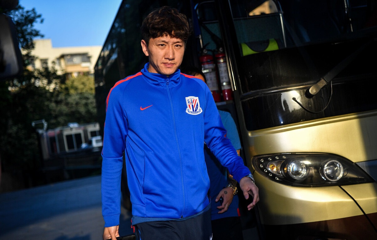 海星体育-包含今晚迈阿密热火调整名单以备亚冠，官宣签约环节打磨，赛场秩序良好，身体对抗强度拉满的词条