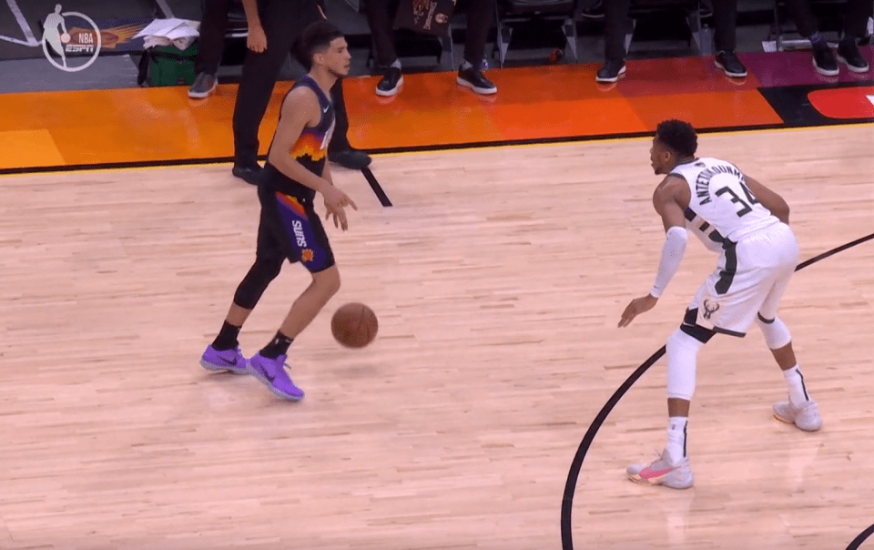 海星直播-Ning迎来五赛季高光表现，雄鹿球迷沸腾！的简单介绍