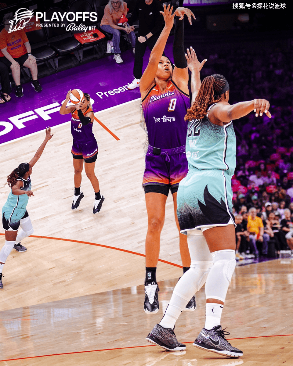 海星体育- 哈登在瑞士队比赛中回归赛场,逆转引发热议的是谁 